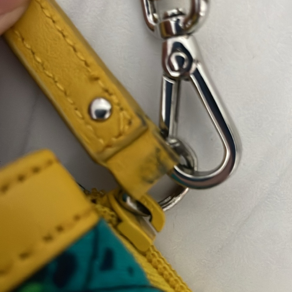 Vera Bradley Anniversary Wristlet- Midnight Blues - Picture 7 of 7